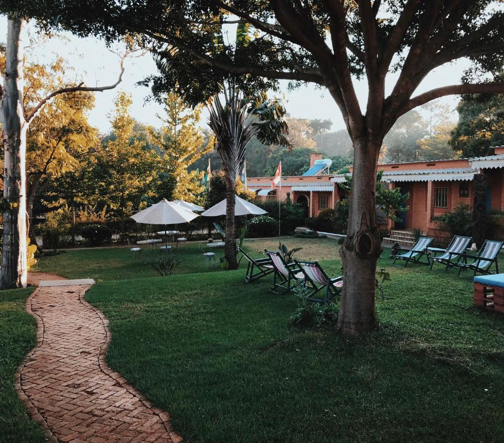 Hotel Mahavelo Antananarivo Exterior photo